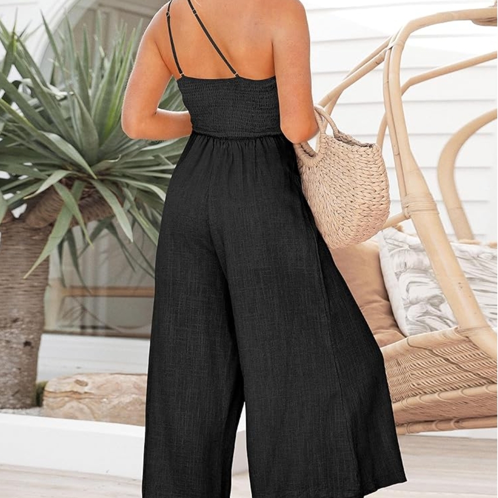 Chic Black One-Shoulder Jumpsuit - Picture 2 of 2